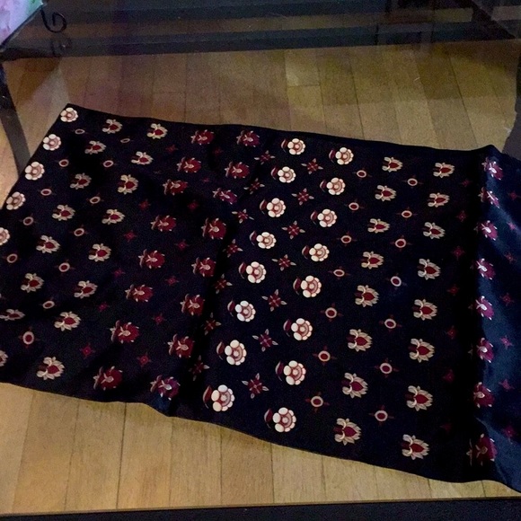 Laura Ashley Accessories - Laura ashley Silk scarf